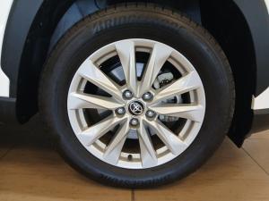 Toyota Corolla Cross 1.8 Hybrid XS - Image 14
