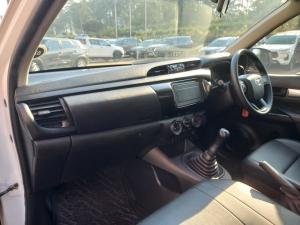 Toyota Hilux 2.4GD single cab S (aircon) - Image 7