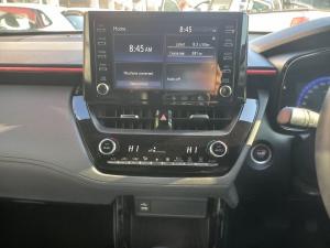 Toyota Corolla Cross 1.8 GR-Sport - Image 13