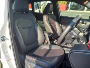 Toyota Corolla Cross 1.8 GR-Sport - Image 14