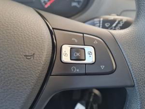 Volkswagen Polo Vivo 1.4 Comfortline - Image 13