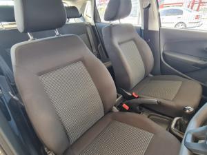 Volkswagen Polo Vivo 1.4 Comfortline - Image 14