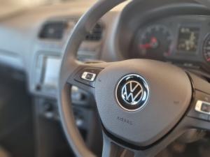 Volkswagen Polo Vivo 1.4 Comfortline - Image 6