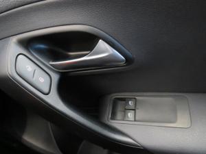 Volkswagen Polo Vivo 1.6 Comfortline TIP - Image 18