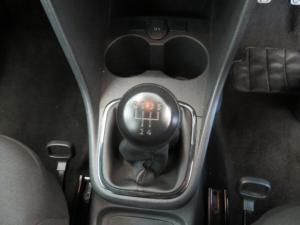 Volkswagen Polo Vivo 1.4 Trendline - Image 13