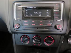 Volkswagen Polo Vivo 1.4 Trendline - Image 11