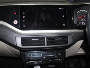 Volkswagen Polo 1.6 Life - Image 11