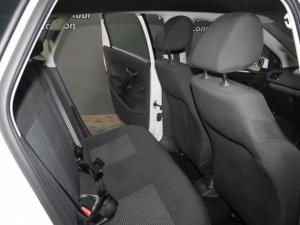 Volkswagen Polo Vivo 1.6 Comfortline TIP - Image 16