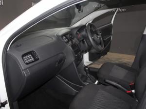 Volkswagen Polo Vivo 1.6 Comfortline TIP - Image 18