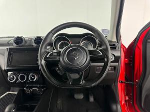 Suzuki Swift 1.2 GLX AMT - Image 12