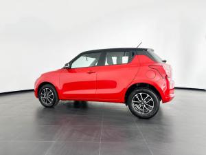 Suzuki Swift 1.2 GLX AMT - Image 2