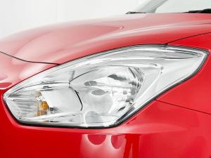 Suzuki Swift 1.2 GLX AMT - Image 4