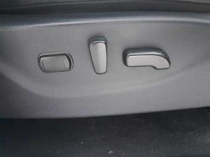 Nissan Navara 2.5DDTI PRO-4X 4X4 automatic D/C - Image 17
