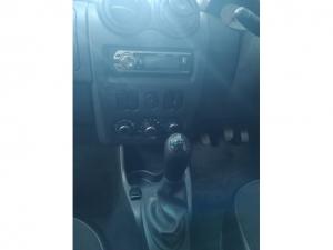 Nissan NP200 1.6i safety pack (aircon) - Image 13