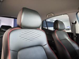 Hyundai Grand i10 1.2 Fluid hatch manual - Image 7