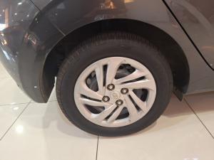 Hyundai Grand i10 1.0 Motion hatch manual - Image 9