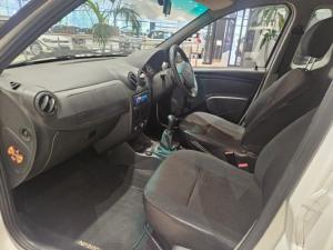 Nissan NP200 1.6i safety pack (aircon) - Image 8