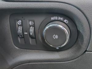 Opel Grandland X 1.6 Turbo - Image 12