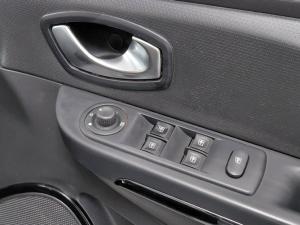 Renault Clio 66kW turbo GT-Line - Image 16