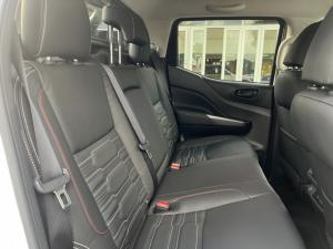 Nissan Navara 2.5DDTi double cab Pro-4X 4x4 - Image 11
