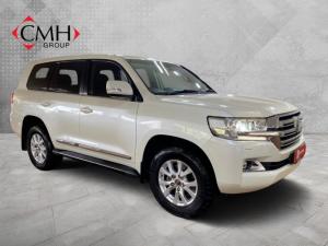 Toyota Land Cruiser 200 4.5D-4D V8 VX - Image 1