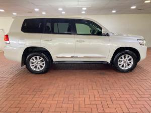 Toyota Land Cruiser 200 4.5D-4D V8 VX - Image 5