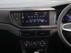 Volkswagen Polo hatch 1.0TSI - Image 13
