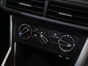 Volkswagen Polo hatch 1.0TSI Life manual - Image 18