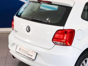 Volkswagen Polo Vivo hatch 1.6 Comfortline auto - Image 12
