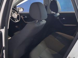 Volkswagen Polo Vivo hatch 1.6 Comfortline auto - Image 17