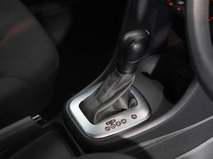 Volkswagen Polo Vivo hatch 1.6 Comfortline auto - Image 21