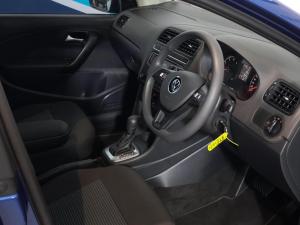 Volkswagen Polo Vivo hatch 1.6 Comfortline auto - Image 14