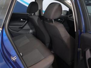Volkswagen Polo Vivo hatch 1.6 Comfortline auto - Image 18