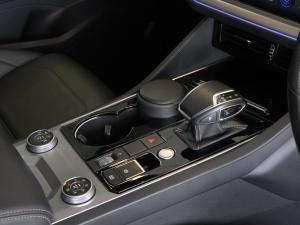 Volkswagen Touareg V6 TDI Executive R-Line - Image 18
