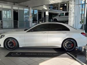 Mercedes-Benz C-Class C63 S - Image 4