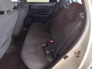 Suzuki Swift 1.2 GLX manual - Image 10