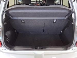 Suzuki Swift 1.2 GLX manual - Image 15