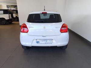 Suzuki Swift 1.2 GLX manual - Image 6