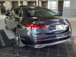 Mercedes-Benz C-Class C200 Avantgarde - Image 5