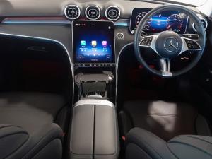 Mercedes-Benz C-Class C200 Avantgarde - Image 7
