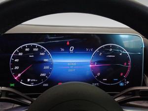 Mercedes-Benz GLC GLC300d 4Matic Avantgarde - Image 12