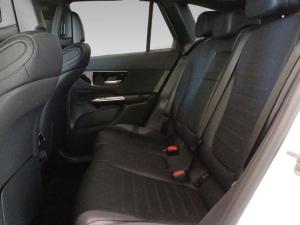 Mercedes-Benz GLC GLC300d 4Matic Avantgarde - Image 14