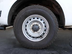Ford Ranger 2.2TDCi (aircon) - Image 12