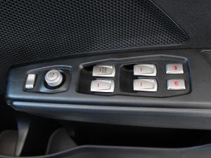 Mahindra XUV300 1.2T W4 SE - Image 17