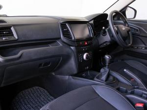 Mahindra XUV300 1.2T W4 SE - Image 18