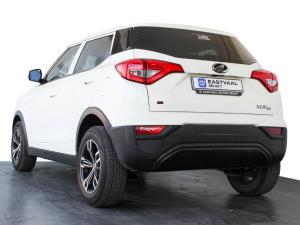 Mahindra XUV300 1.2T W4 SE - Image 8