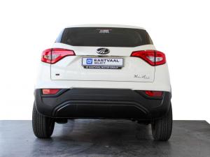Mahindra XUV300 1.2T W4 SE - Image 9