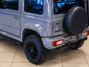 Suzuki Jimny 1.5 GLX AllGrip 3-door manual - Image 17