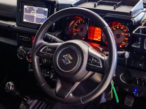 Suzuki Jimny 1.5 GLX AllGrip 3-door manual - Image 7