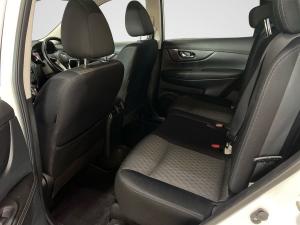 Nissan X-Trail 2.5 4x4 Acenta Tech - Image 8